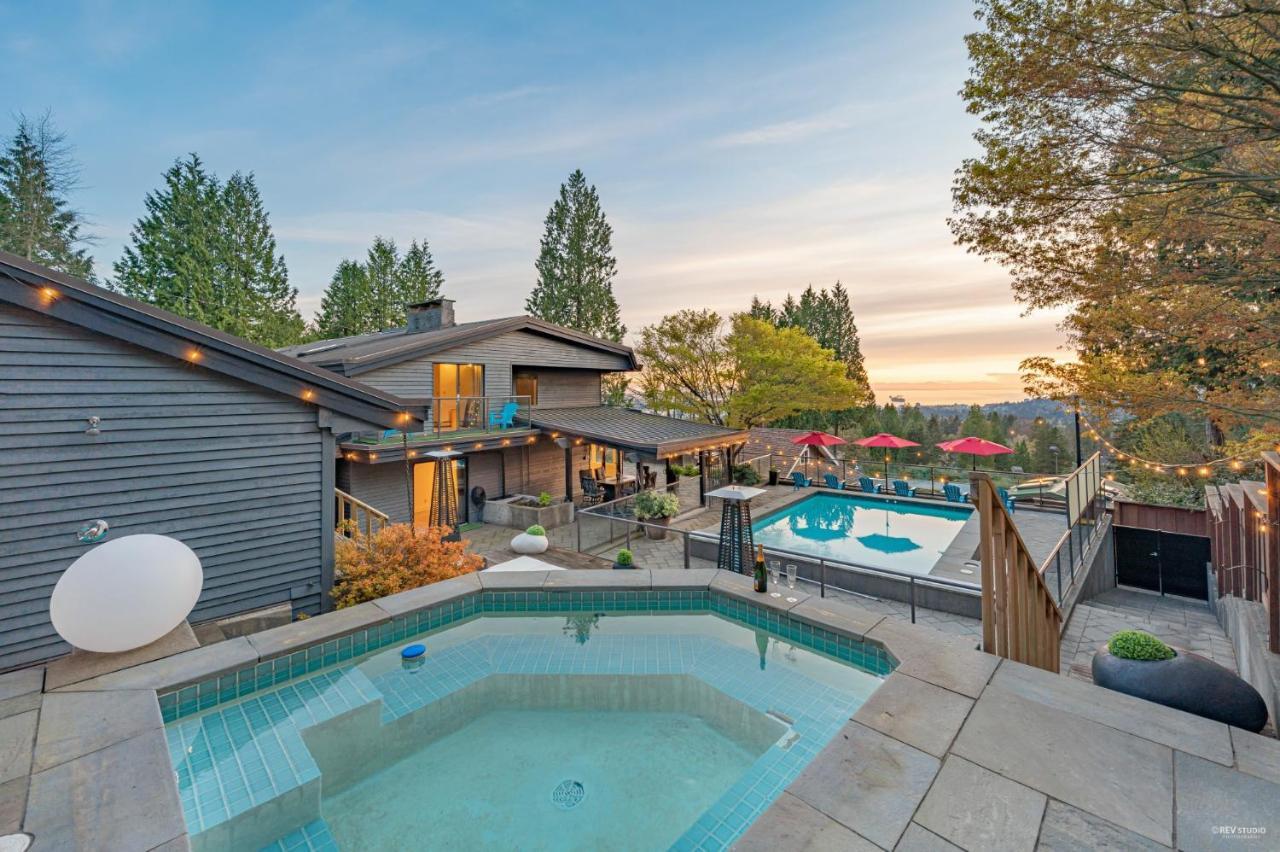 Seymour Private Bedroom, Ensuite Bathroom With Shared Pool, Hot Tub With Views North Vancouver Exteriör bild