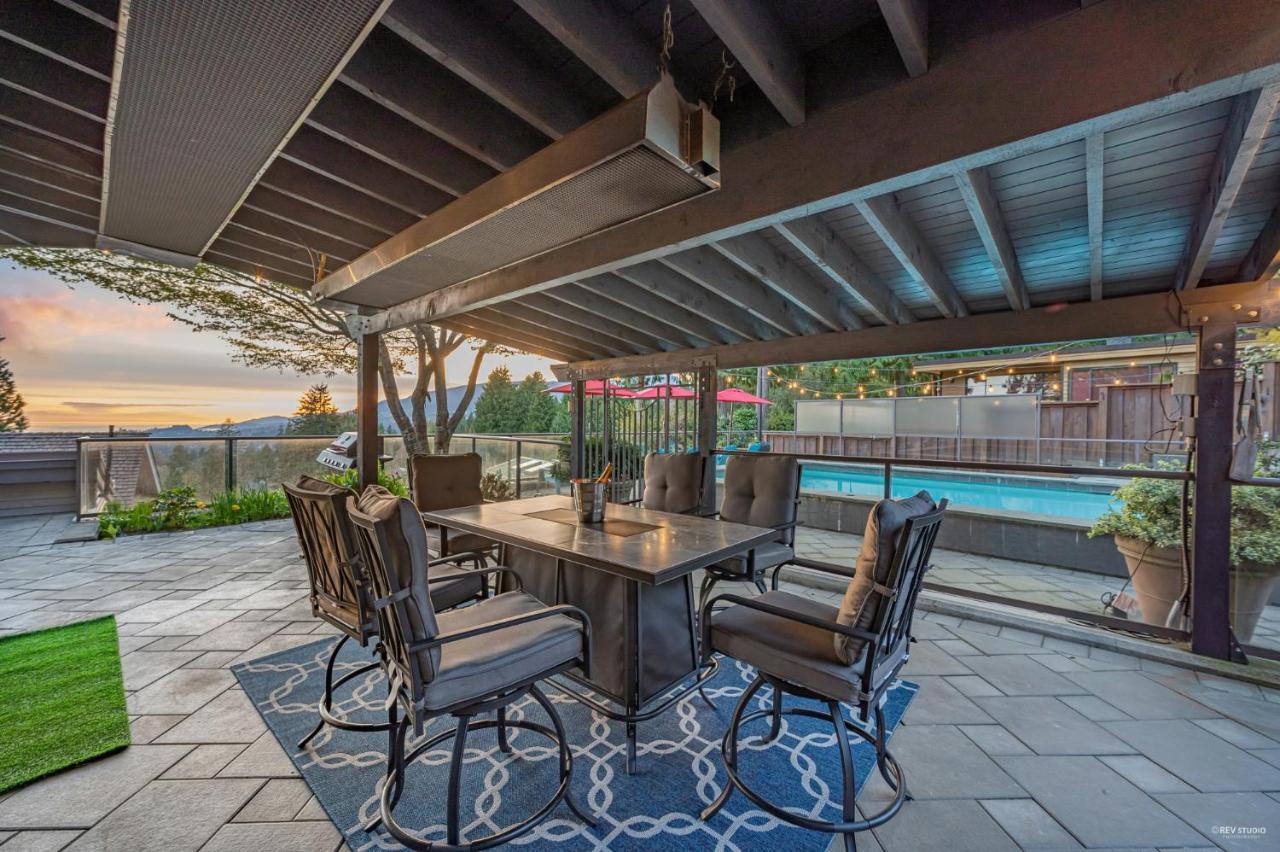 Seymour Private Bedroom, Ensuite Bathroom With Shared Pool, Hot Tub With Views North Vancouver Exteriör bild
