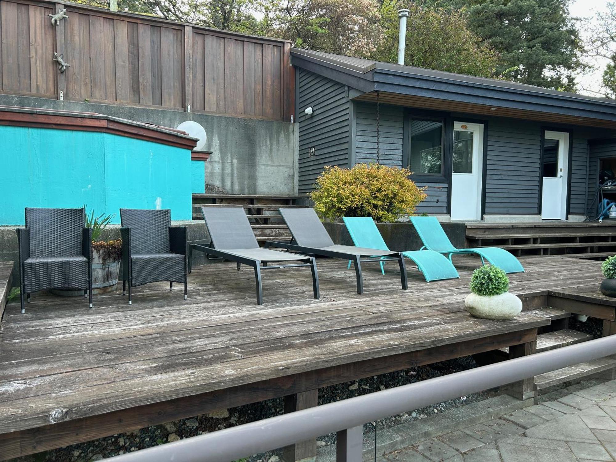 Seymour Private Bedroom, Ensuite Bathroom With Shared Pool, Hot Tub With Views North Vancouver Exteriör bild
