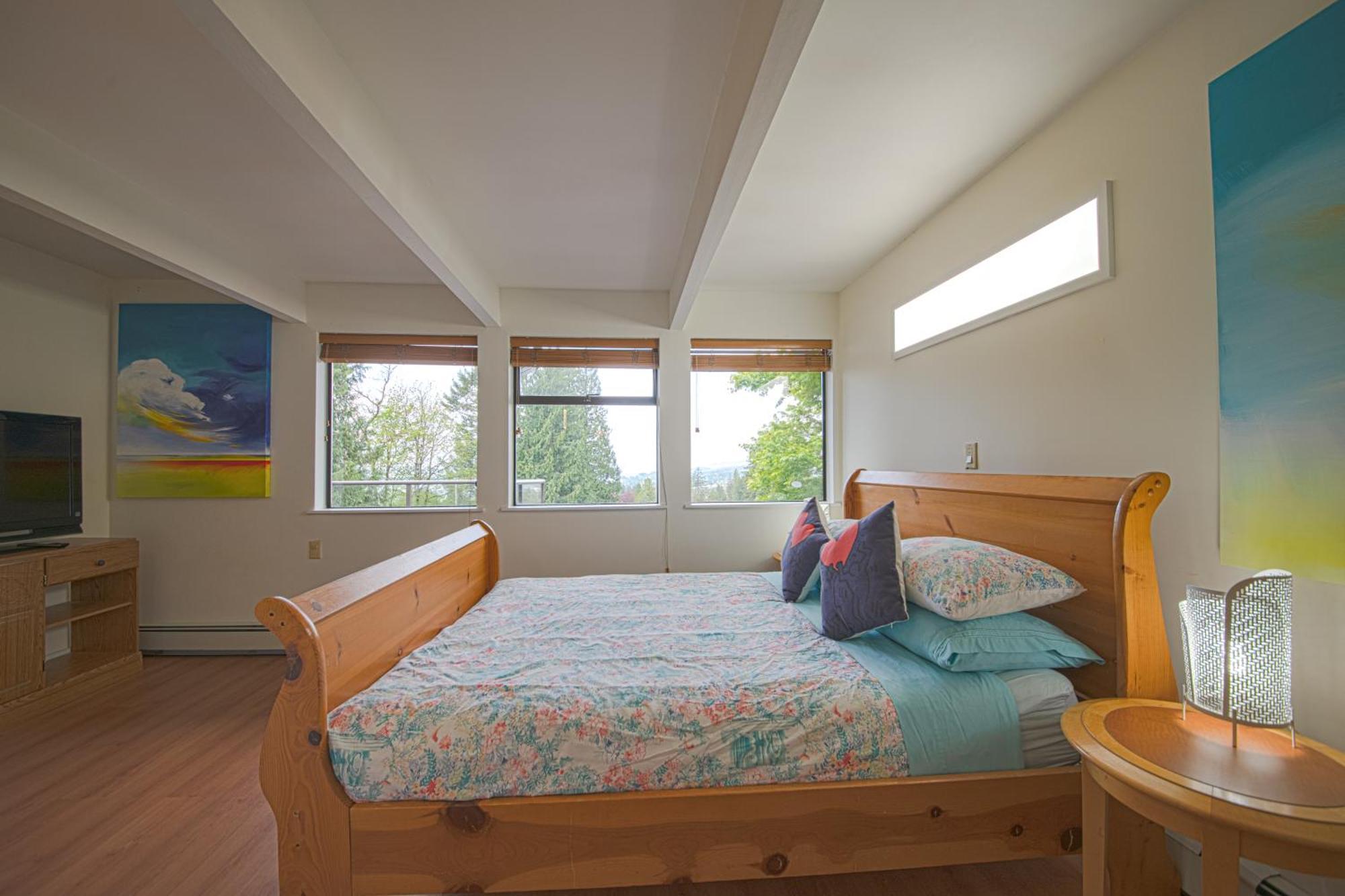 Seymour Private Bedroom, Ensuite Bathroom With Shared Pool, Hot Tub With Views North Vancouver Exteriör bild